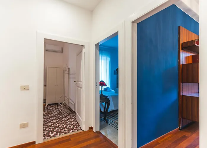 3 Bedroom 1 Bt Flat Balcony A/c Wi-fi *