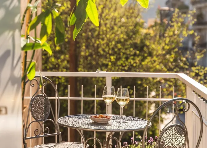 3 Bedroom 1 Bt Flat Balcony A/c Wi-fi Apartamento Sorrento