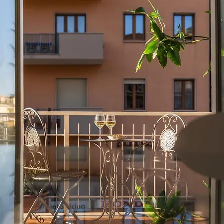 3 Bedroom 1 Bt Flat Balcony A/c Wi-fi Sorrento
