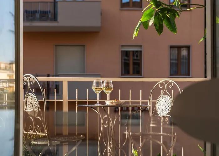 3 Bedroom 1 Bt Flat Balcony A/c Wi-fi Sorrento