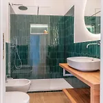 Apartment 3 Bedroom 1,5 Bt Flat Balcony A C Wi-fi